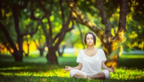 mk体育管理-塔图姆客串拜仁战术顾问，诡异变阵爆冷击溃多特蒙德，足坛炸锅！
